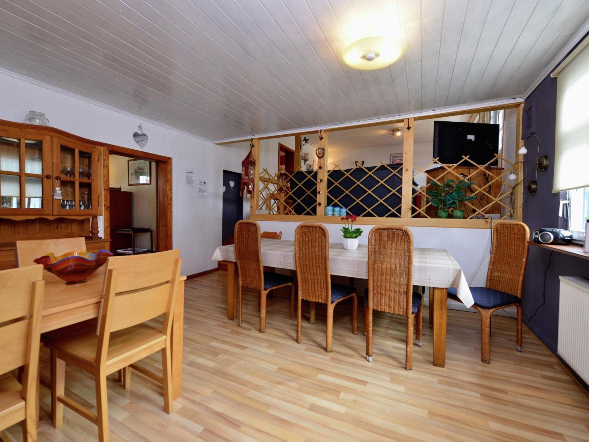 Cozy Holiday Home With Wifi In Hochsauerland Elpe Extérieur photo